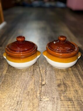 Vintage Gailstyn-Sutton Crocks with Lid - Set of 2